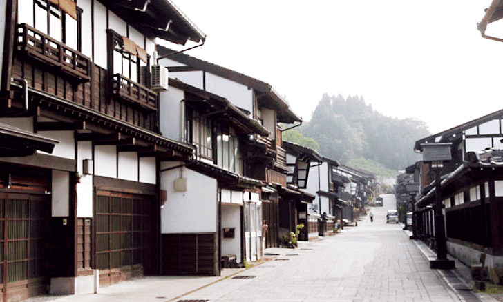 八尾の趣深く情緒あふれる町並み