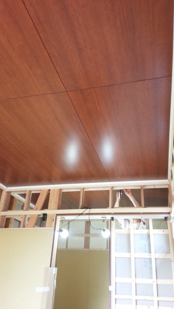 M邸天井仕上げ