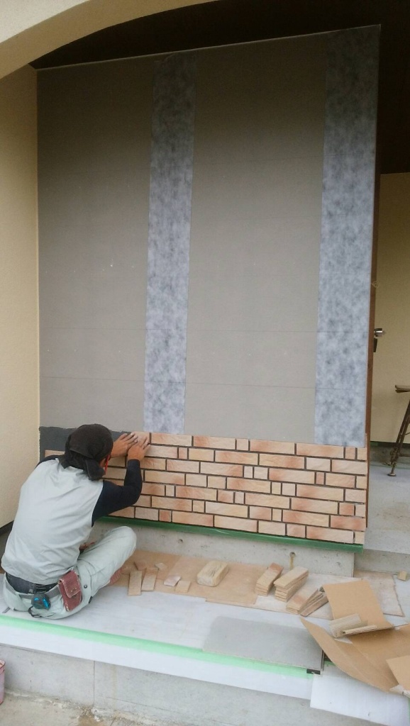 外壁タイル施工