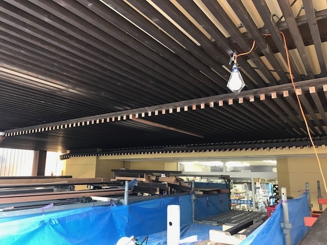 店舗ファサード改装