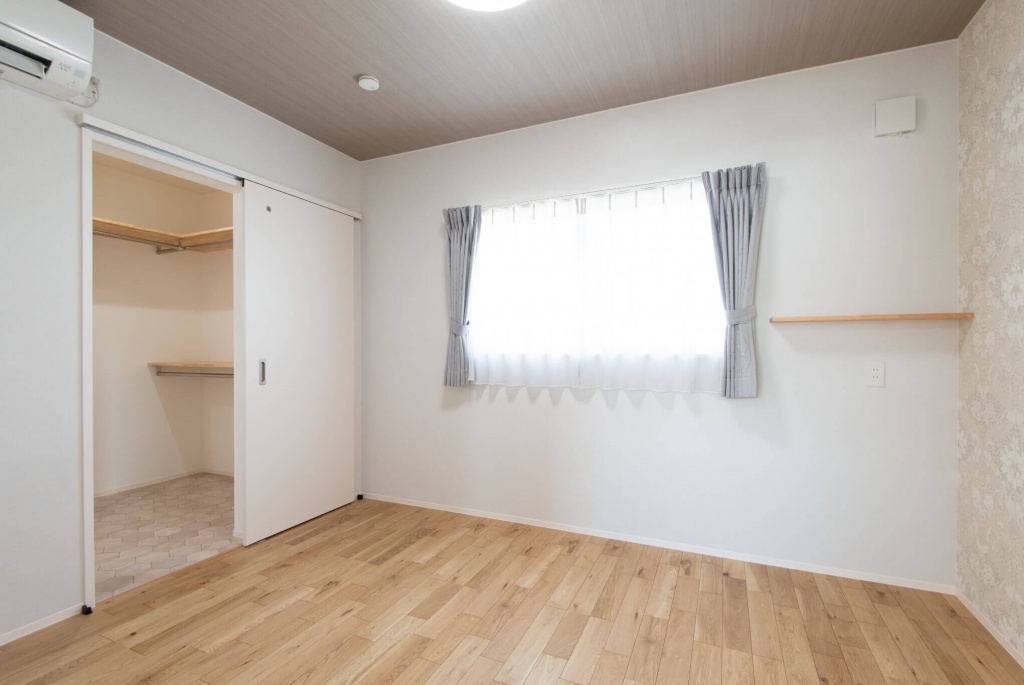 富山市八尾　N邸