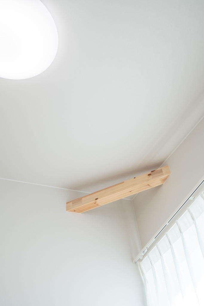 黒の焼杉外壁がかっこいい家