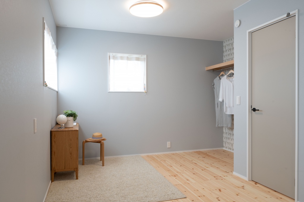 アウトドア好きに捧ぐ、趣味室のある家