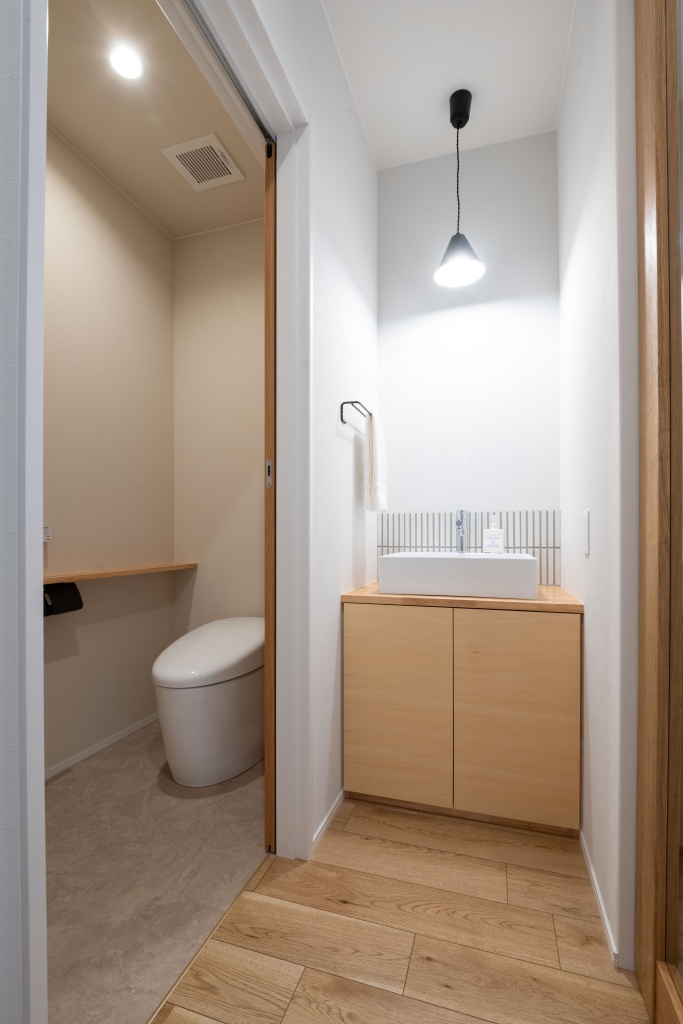 アウトドア好きに捧ぐ、趣味室のある家