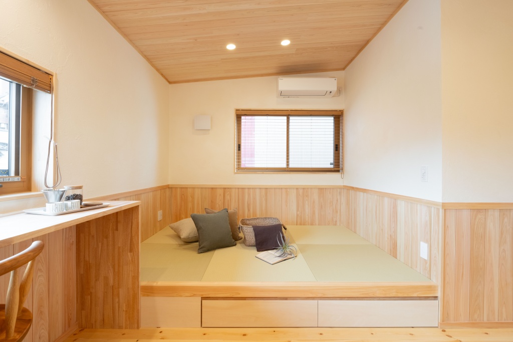 にゃんこ愛にあふれる木の香りに包まれる家