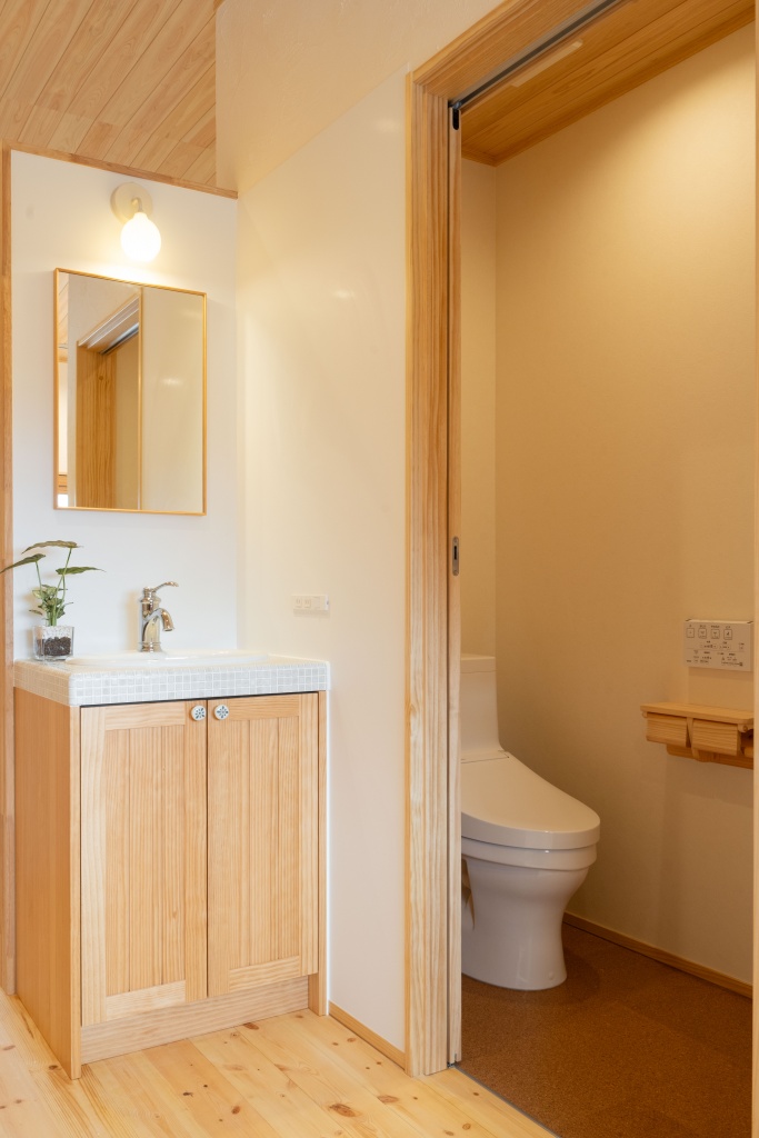 にゃんこ愛にあふれる木の香りに包まれる家