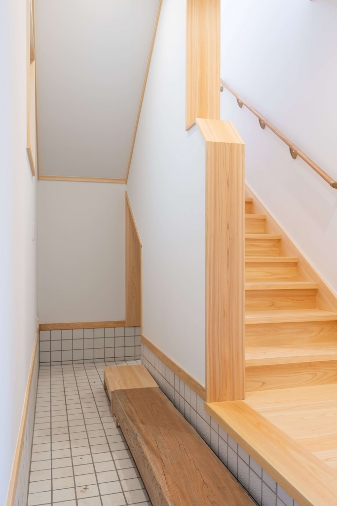 天然木でつくる大収納の家