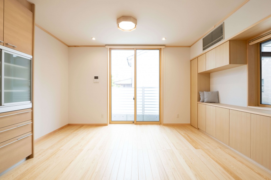 天然木でつくる大収納の家