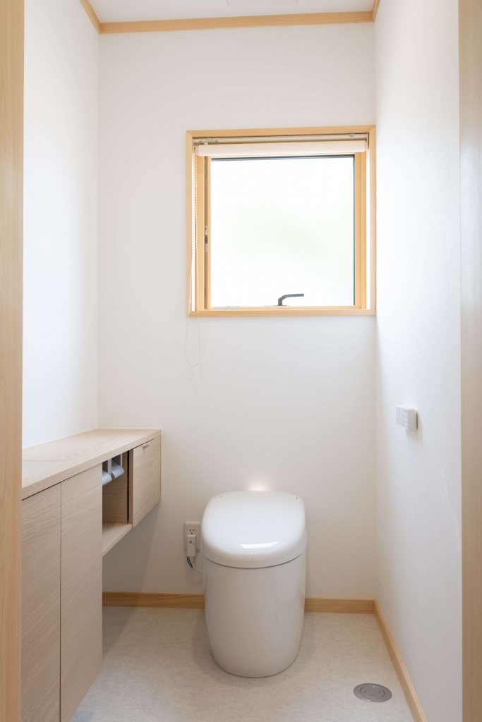 天然木でつくる大収納の家