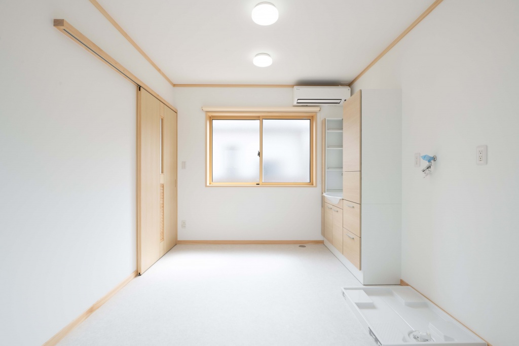 天然木でつくる大収納の家