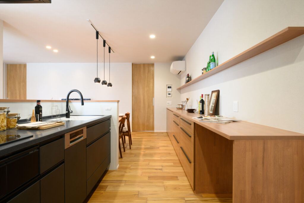 四季を抱くコートハウス