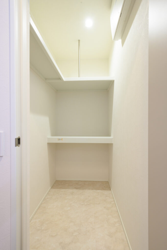 平屋で叶える、吹き抜けリビングの家